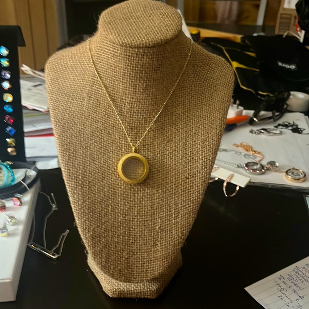 Origami Owl Glitter Living Locket with Ball Station Chain